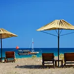 Arcadia Hotel *